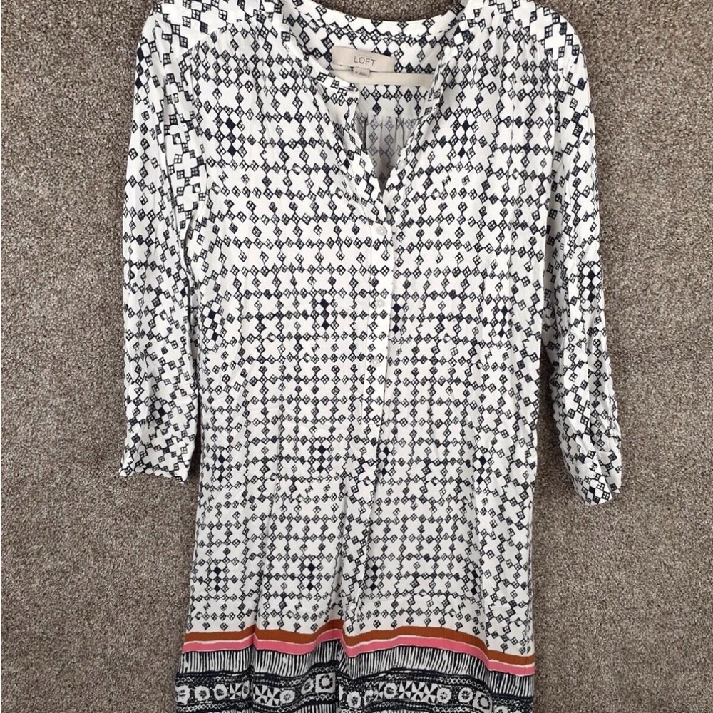 LOFT Women's Black and White Patterned shirt dress